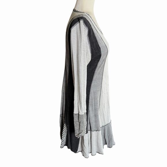 Cameleon Minnesota Bamboo Dress Black Gray Striped M/L Abstract Artsy Flouncy - Picture 4 of 9